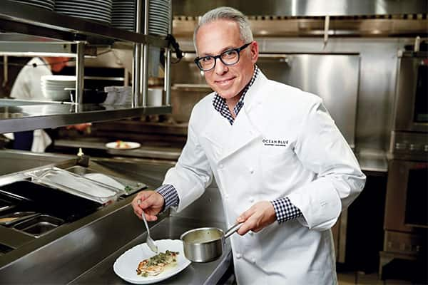 Una mirada desde adentro al trabajo del famoso chef de Norwegian Cruise Line México, Geoffrey Zakarian