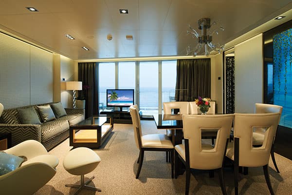 Deluxe Owner’s Suite with Large Balcony Deluxe Owner’s Suite with Large Balcony