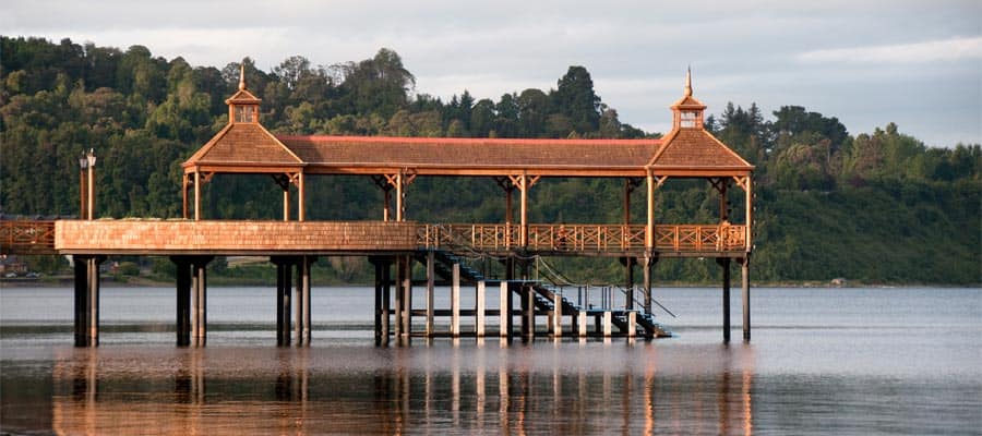 Croisière au quai du lac Llanquihue