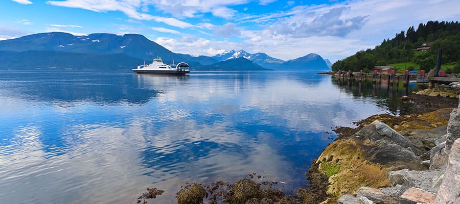 Jours paisibles lors d'une croisière à Alesund