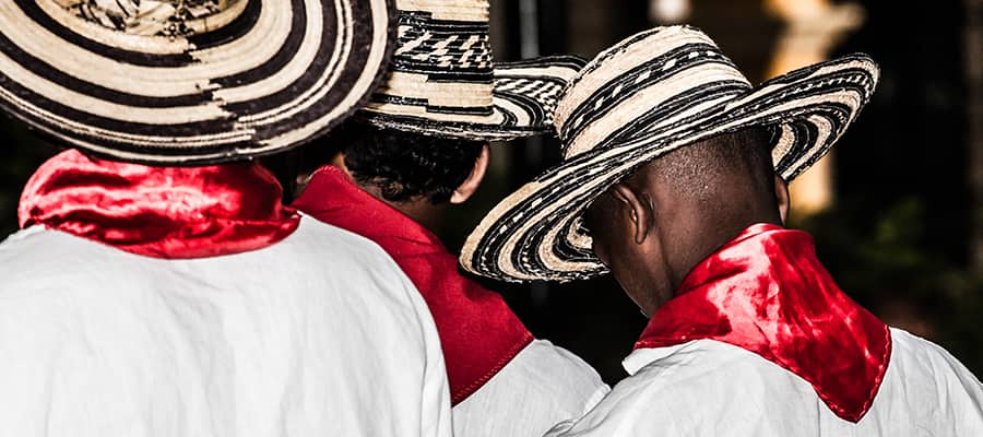 Danseurs colombiens lors d'une croisière en Amérique du sud