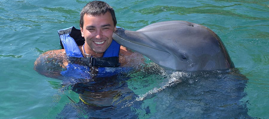 Atlantis Aquaventure & interação no Dolphin Cay no seu cruzeiro nas Bahamas