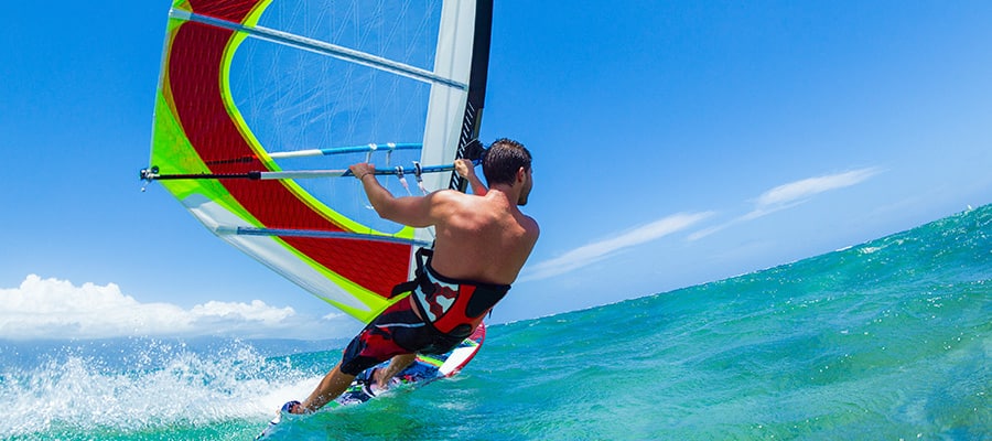 Planche à voile lors d'une croisière à Safaga