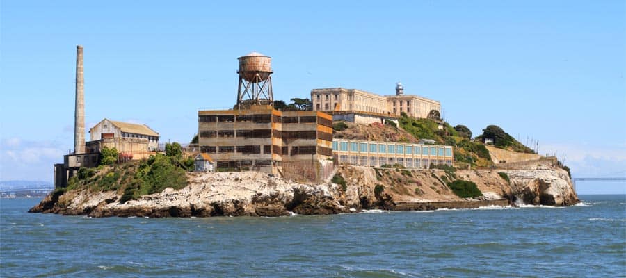 Berühmtes Gefängnis Alcatraz auf einer Kreuzfahrt nach San Francisco