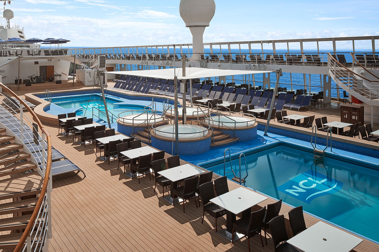 Norwegian Sky Pool Norwegian Sky Pool