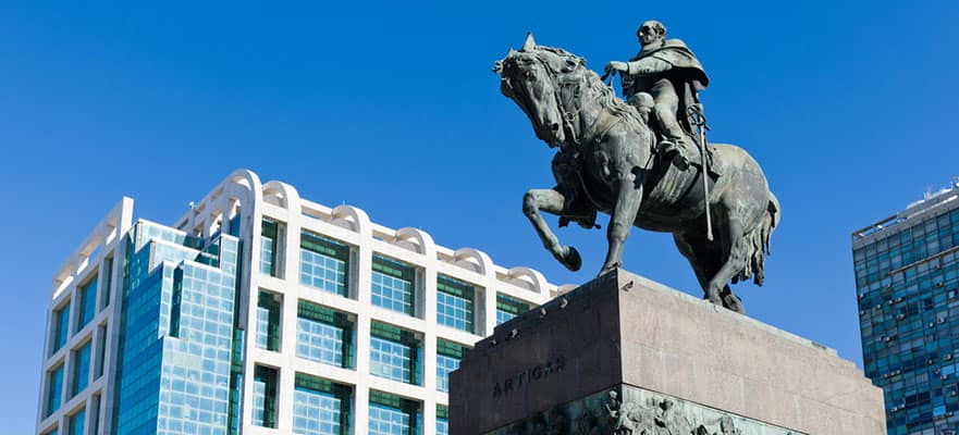/sites/default/files/montevideo-881x400.jpg