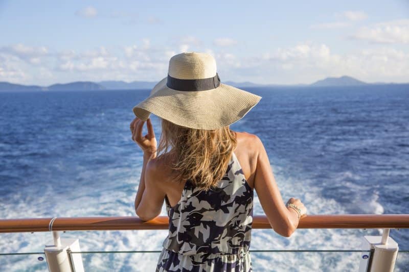 Cruising Solo: 6 Ways to Engage with Other Travellers
