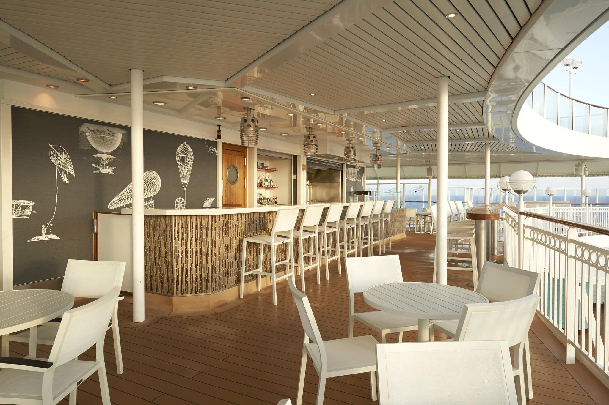 NCL Pearl Bars Lounges Sky High Bar