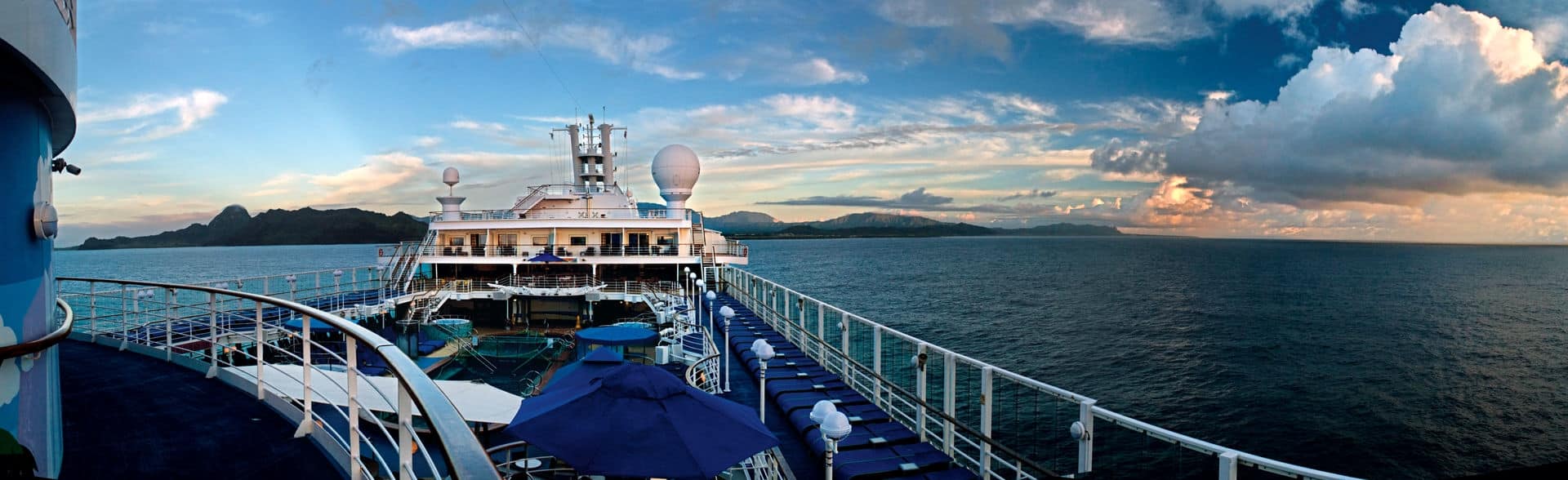 ncl_PofA_Cruise_Detail.jpg Pride of America, Norwegian Cruise Line