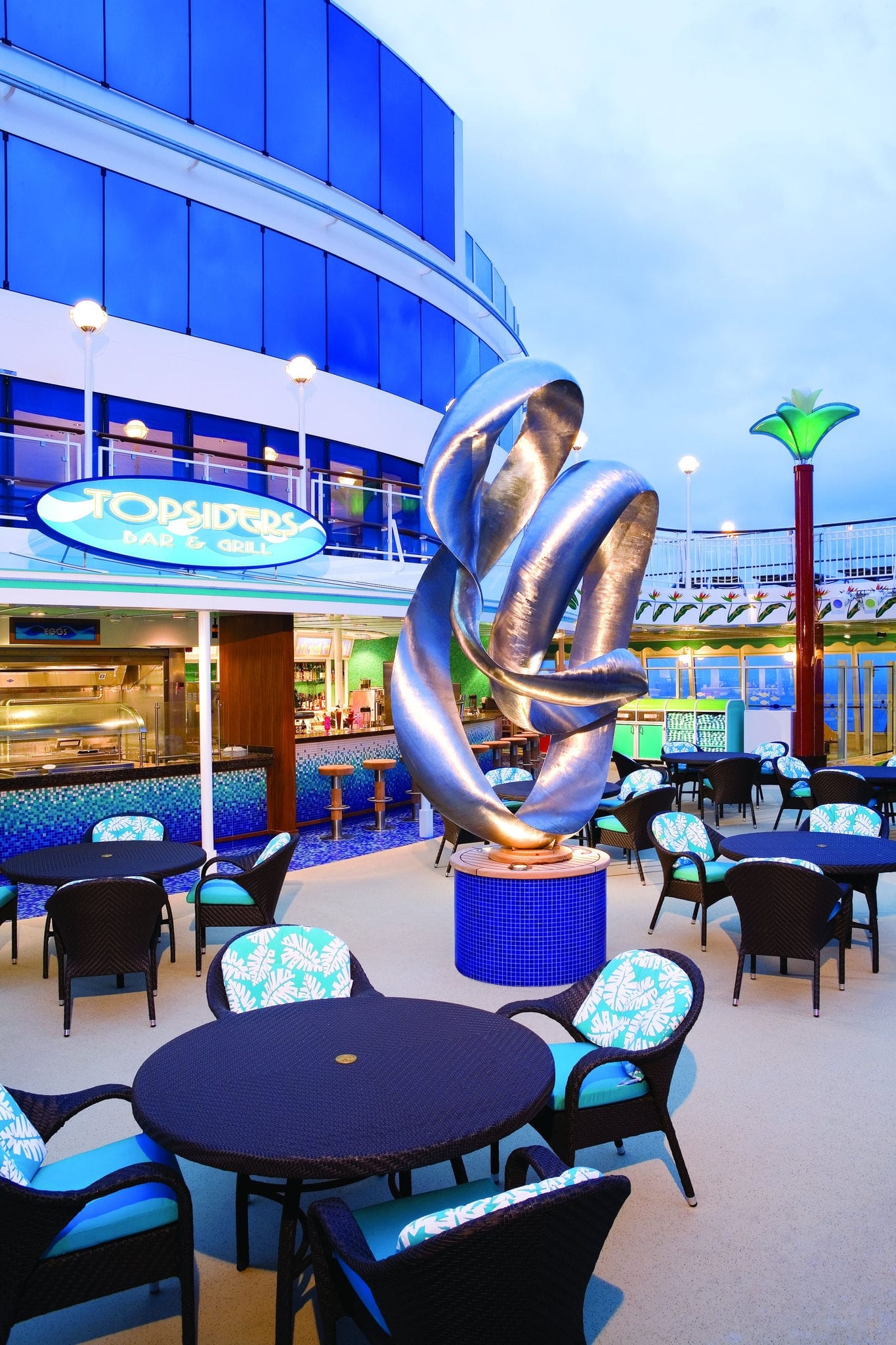 NCL Pearl Bars Lounges Topsiders