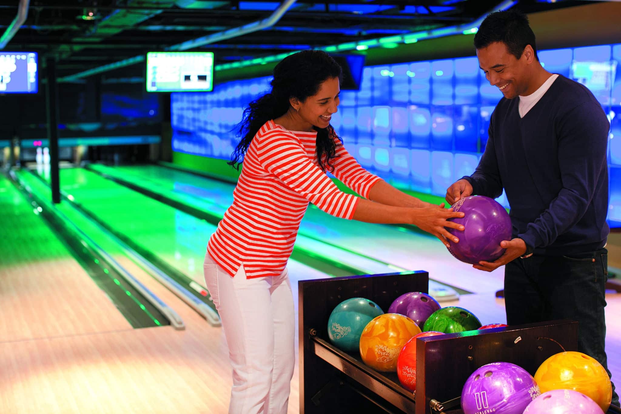 NCL Epic OSheehans Couple Bowling